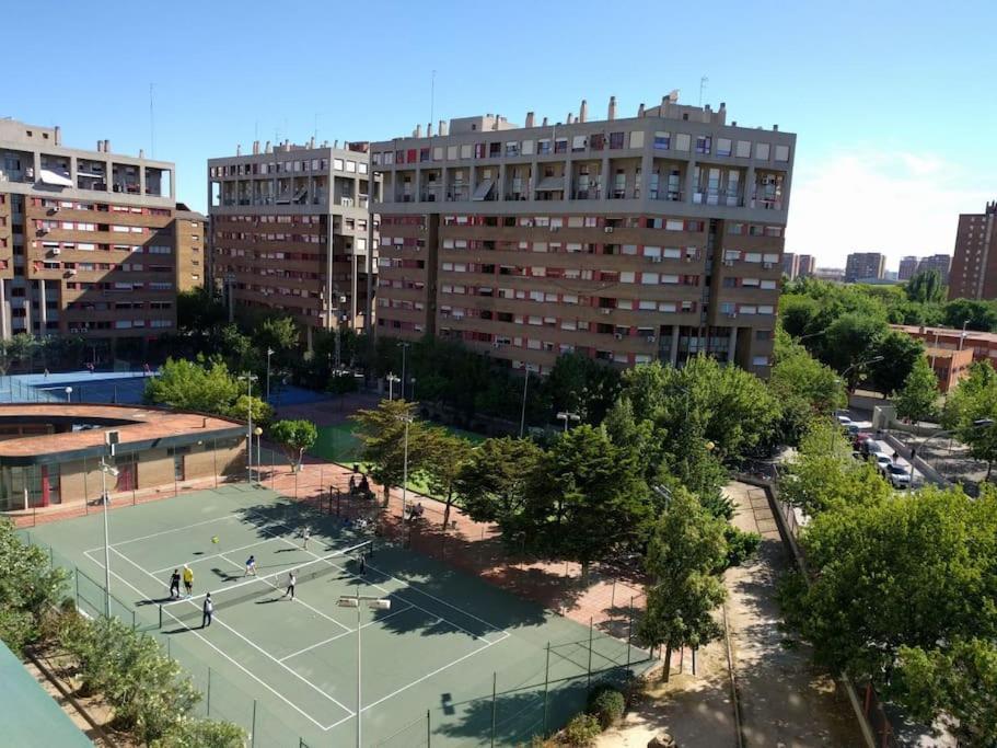 Valencia Las Artes Y Ciencias + Garaje + Netflix Екстер'єр фото